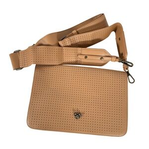 Disney Pin Trader Mickey Mouse Tan Crossbody Bag Wide Strap Faux‎ Leather OS